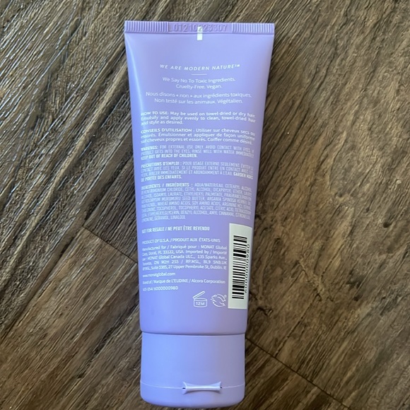 Monat CC Cream - Picture 2 of 3